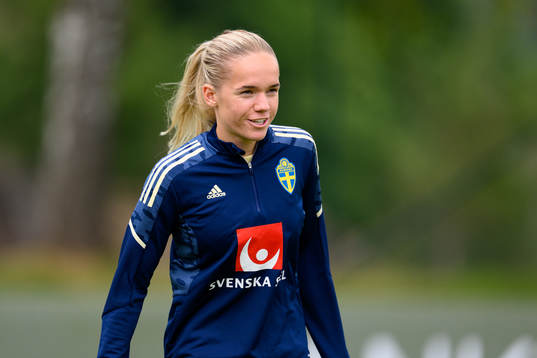 Hanna Lundkvist at a training session with the Swedish