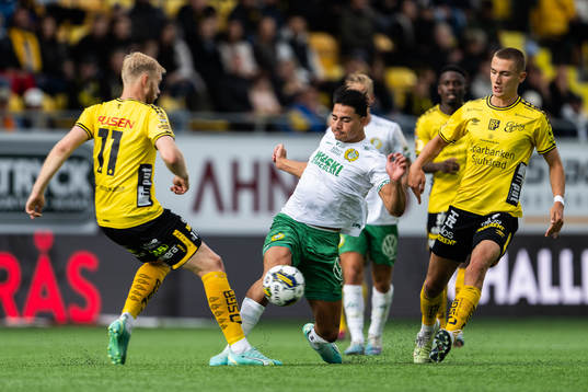 Hammarbys Jusef Erabi mot Elfsborgs Sveinn Guðjohnsen och
