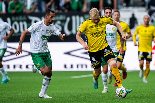 Hammarbys Loret Sadiku och Elfsborgs Sveinn Guðjohnsen