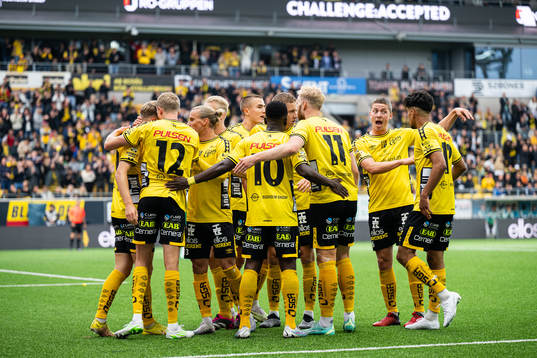 Elfsborgs spelare jublar