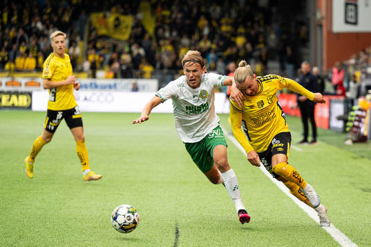Hammarbys Markus Karlsson och Elfsborgs Niklas Hult