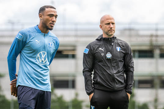 Malmö FFs Derek Cornelius och tränare Henrik Rydström