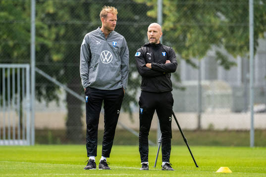 Assisterande sportchef Ola Toivonen och tränare Henrik