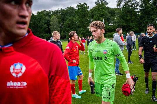 Helsingborgs målvakt Kalle Joelsson deppar