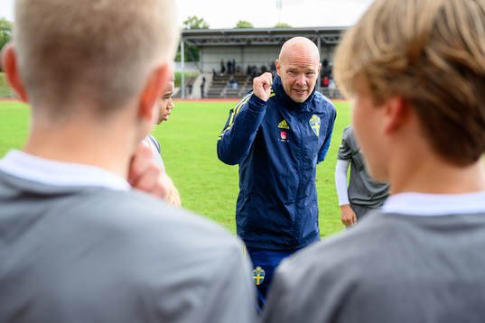 Tränare Fredrik Waara