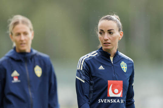 Kosovare Asllani at a training session with the Swedish
