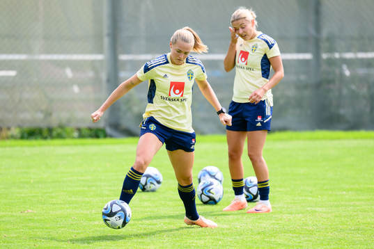 Magdalena Eriksson at a training session with the Swedish