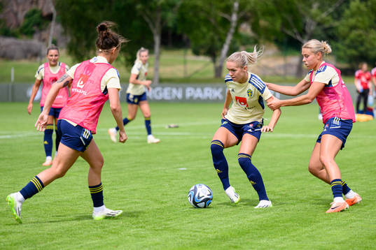 Hanna Lundkvist at a training session with the Swedish