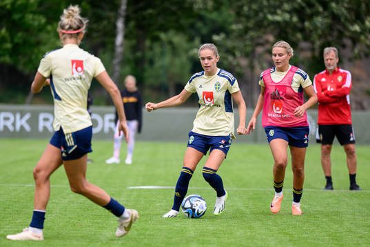 Hanna Lundkvist at a training session with the Swedish