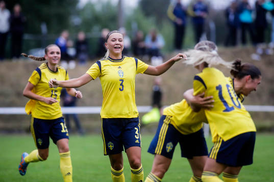 Sveriges Alice Broman jublar