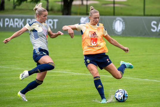Hanna Lundkvist and Fridolina Rolfö