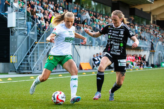 Hammarbys Smilla Holmberg och Piteås Tuva Skoog