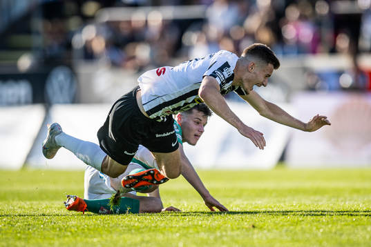 Landskronas Robin Dzabic faller
