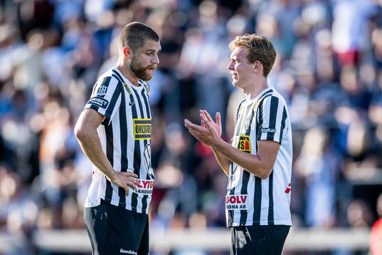 Landskronas Erik Hedenquist och Melker Jonsson deppar
