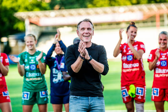 Linköpings tränare Andree Jeglertz jublar