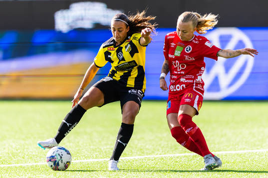 Häckens Rusul Rosa Kafaji och Örebros Nathalie Hoff