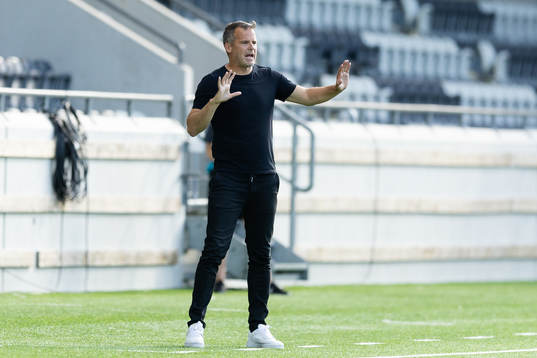Häckens tränare Robert Vilahamn