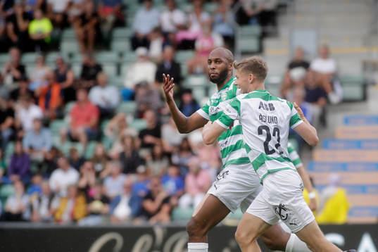 Västerås SKs Jabir Abdihakim Ali jublar