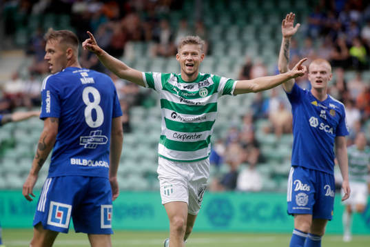 Västerås SKs Patric Åslund jublar