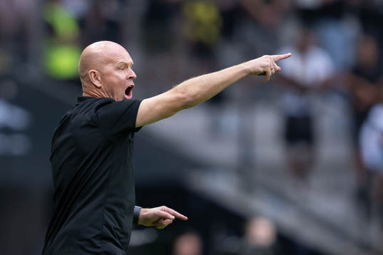 AIKs tränare Henning Berg