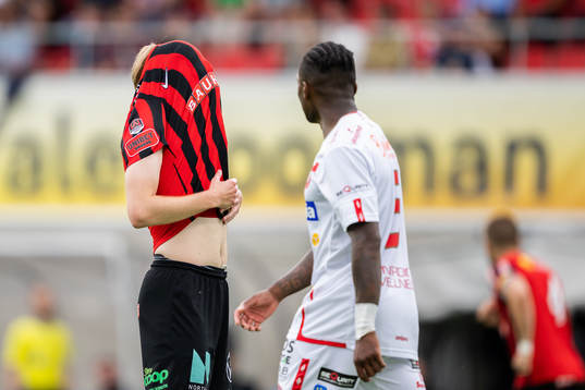 Brommapojkarnas Oscar Pettersson deppar