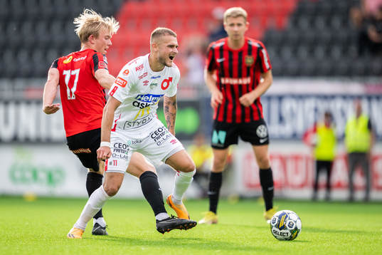 Brommapojkarnas Alexander Jensen och Degerfors Christos