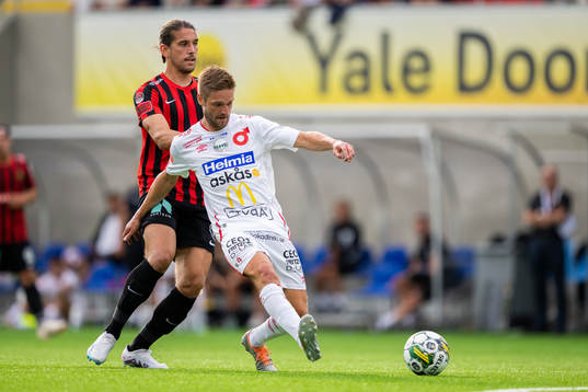 Brommapojkarnas Nikola Vasic och Degerfors Johan Mårtensson