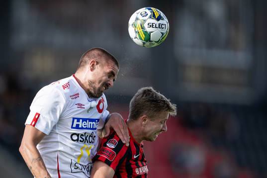 Degerfors Douglas Bergqvist och Brommapojkarnas Gustav
