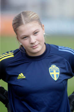 Izabelle Bardosen