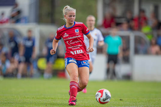 Vittsjös  Moa Karlsson slår in 5-0