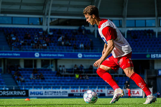 Felix Horn Myhre of Brann warms of