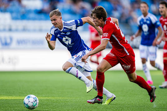 Eirik Haugan of Molde and Niklas Jensen Wassberg of Brann