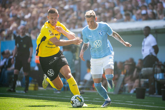 Mjällbys Noah Eile och Malmö FFs Søren Rieks