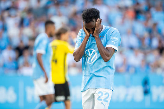 Malmö FFs Taha Ali deppar