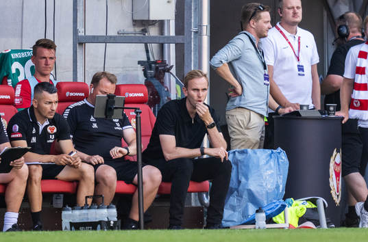 Kalmars tränare Henrik Jensen deppar