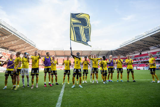Elfsborgs spelare jublar