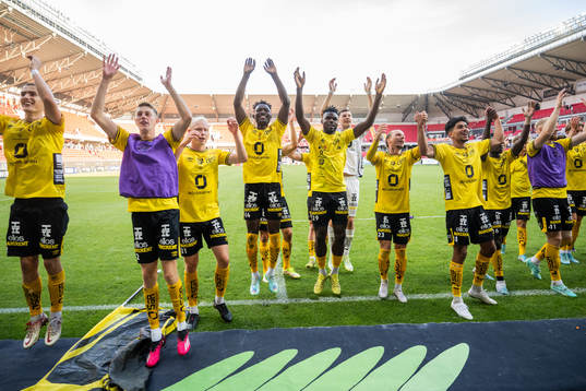 Elfsborgs spelare jublar
