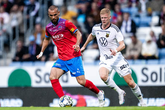 Bläddra bland fler bilder av Fotboll, Superettan, Helsingborg - Östersund
