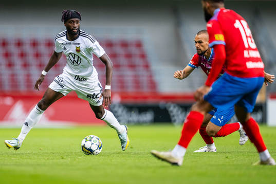 Östersunds Mansour Sinyan och Helsingborgs Sumar Almadjed