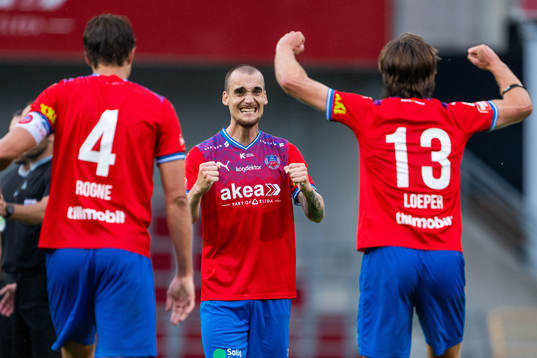 Helsingborgs Adam Hellborg jublar