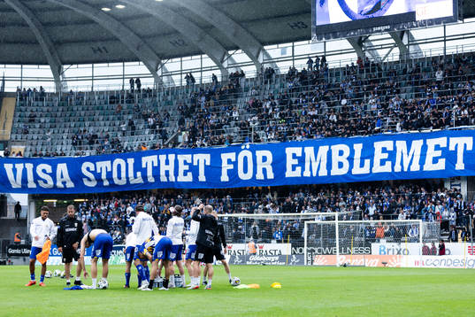 IFK Göteborgs spelare värmer upp