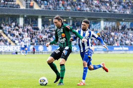 Varbergs Joakim Lindner och IFK Göteborgs Thomas Santos