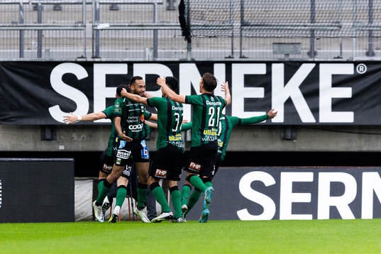 Varbergs spelare jublar
