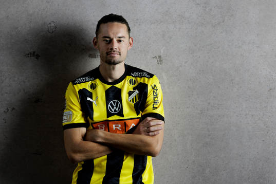 Häckens nyförvärv Amor Layouni