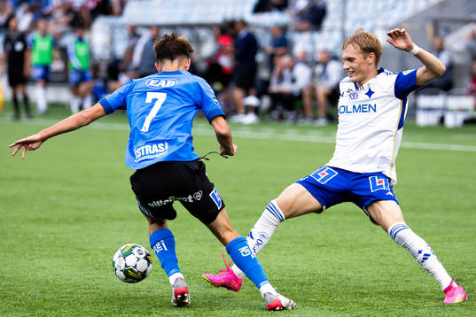 Halmstads Kazper Karlsson och IFK Norrköpings Marcus