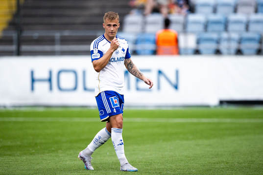 IFK Norrköpings Marco Lund Nielsen lämnar planen
