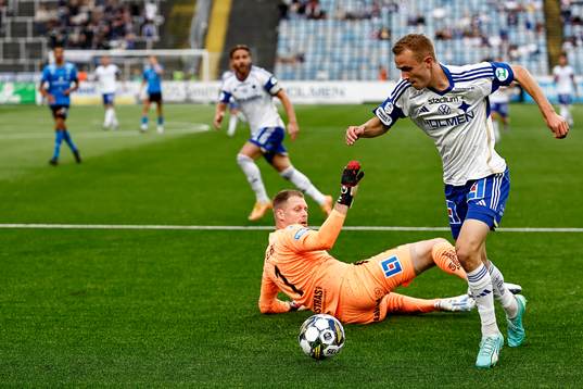 IFK Norrköpings Vito Hammershöy-Mistrati och Halmstads