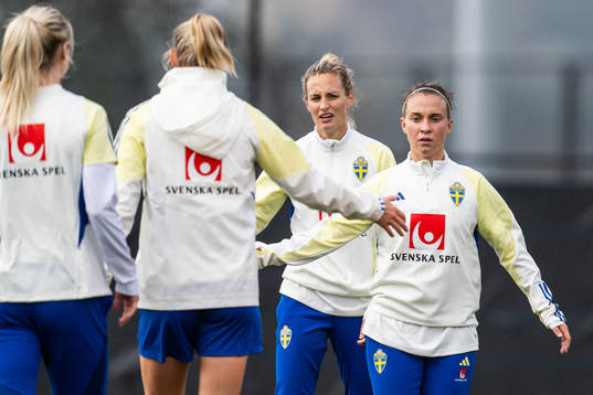 Nathalie Björn and Julia Zigiotti Olme of the Swedish