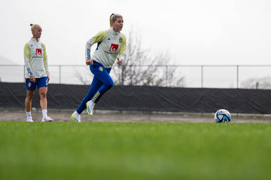 Caroline Seger and Olivia Schough of the Swedish women's