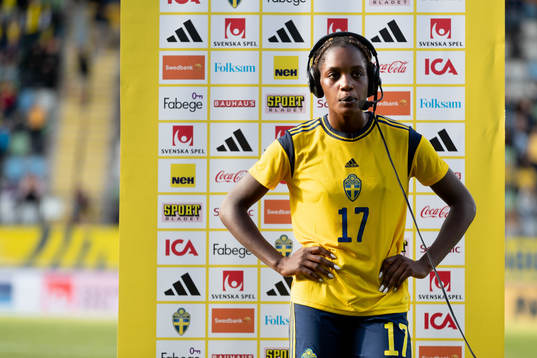 Evelyn Ijeh of Sweden being interviewed